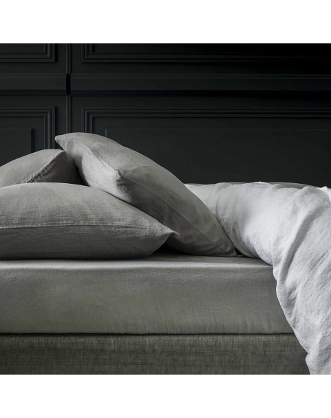 Nil blue washed linen fitted sheet