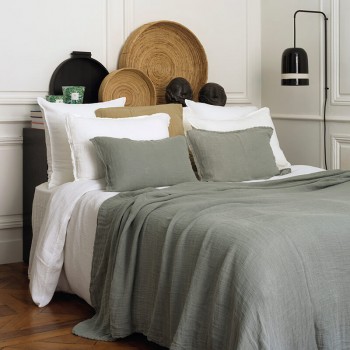 Gaspard bedspread waffle linen glacier