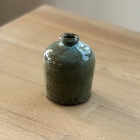 Petit vase en argile émaillé vert olive
